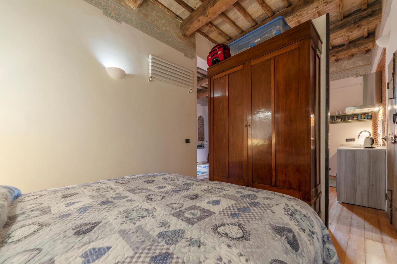 Trastevere Elegant Apartment Рим Екстериор снимка